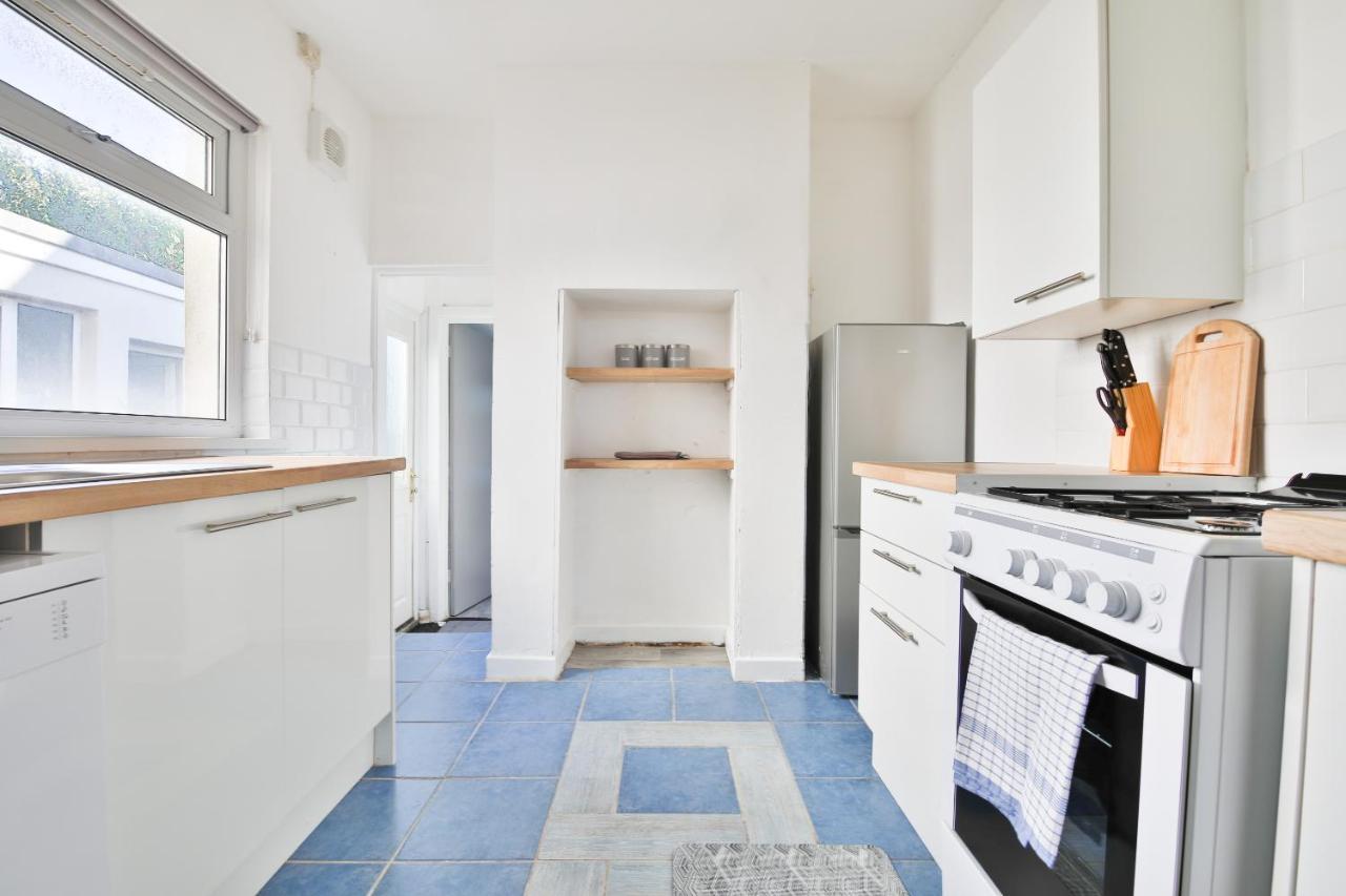 Spacious 3 Bedroom Close To Cardiff City Centre Екстер'єр фото