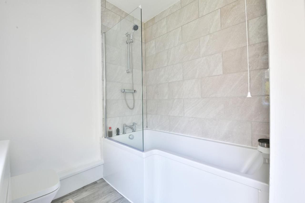 Spacious 3 Bedroom Close To Cardiff City Centre Екстер'єр фото