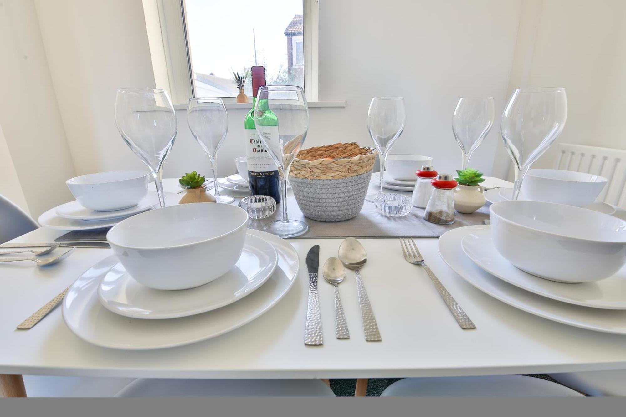 Spacious 3 Bedroom Close To Cardiff City Centre Екстер'єр фото